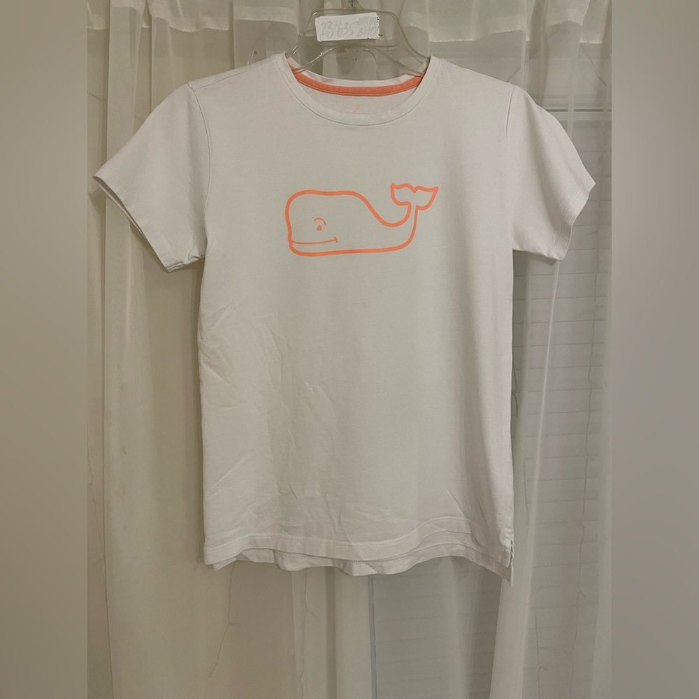 Vineyard Vines white t shirt with orange/pink whale